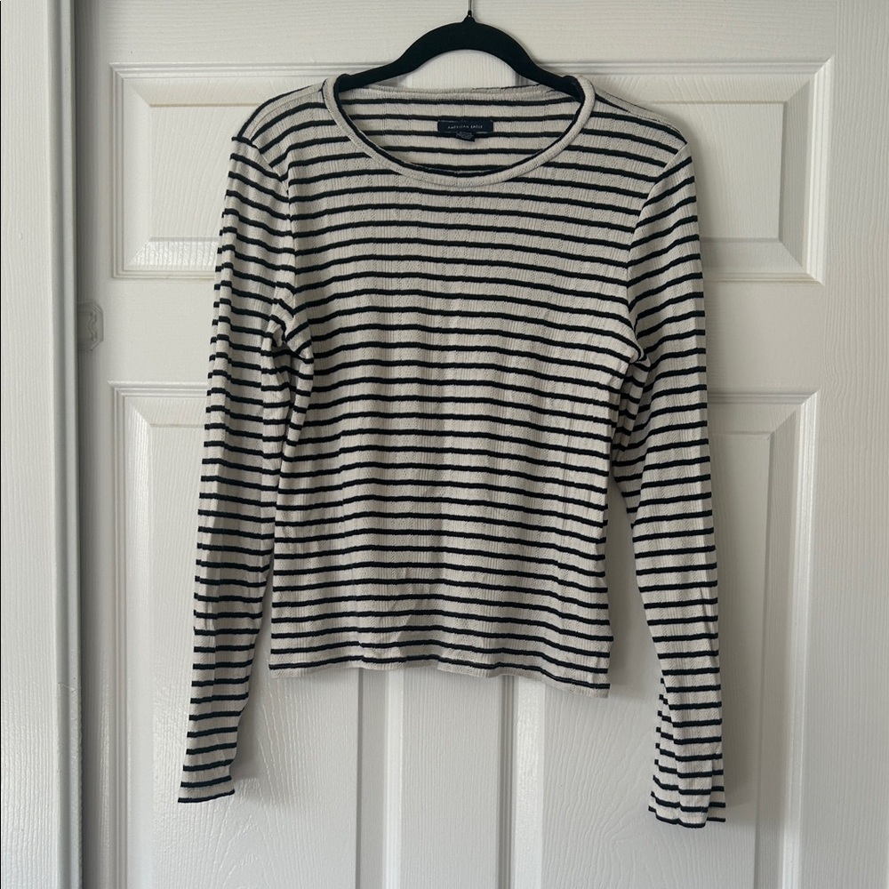 American Eagle Outfitters Black and White Striped Long Sleeve Tee